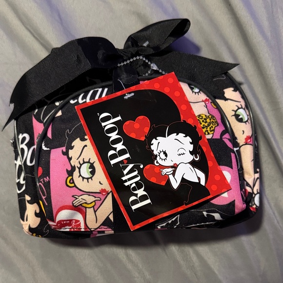 Betty Boop Handbags - Betty Boop Black and Pink Cosmetic Bag